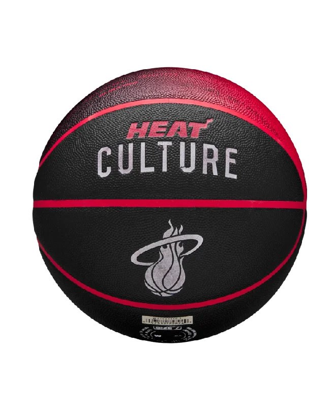 Wilson HEAT Culture Collector Basketball