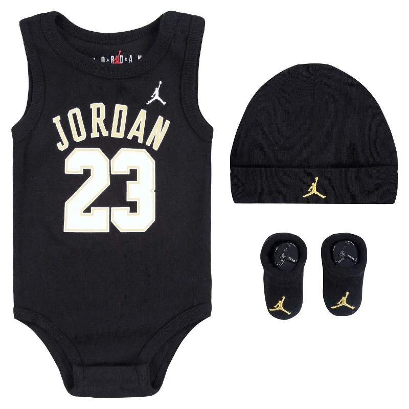 Infant's Basketball Jersey 3 Piece Set (6-12 Months)